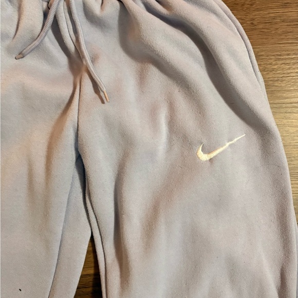 NEVER WORN Nike Light Purple Split Hem Sweatpants - Picture 2 of 3